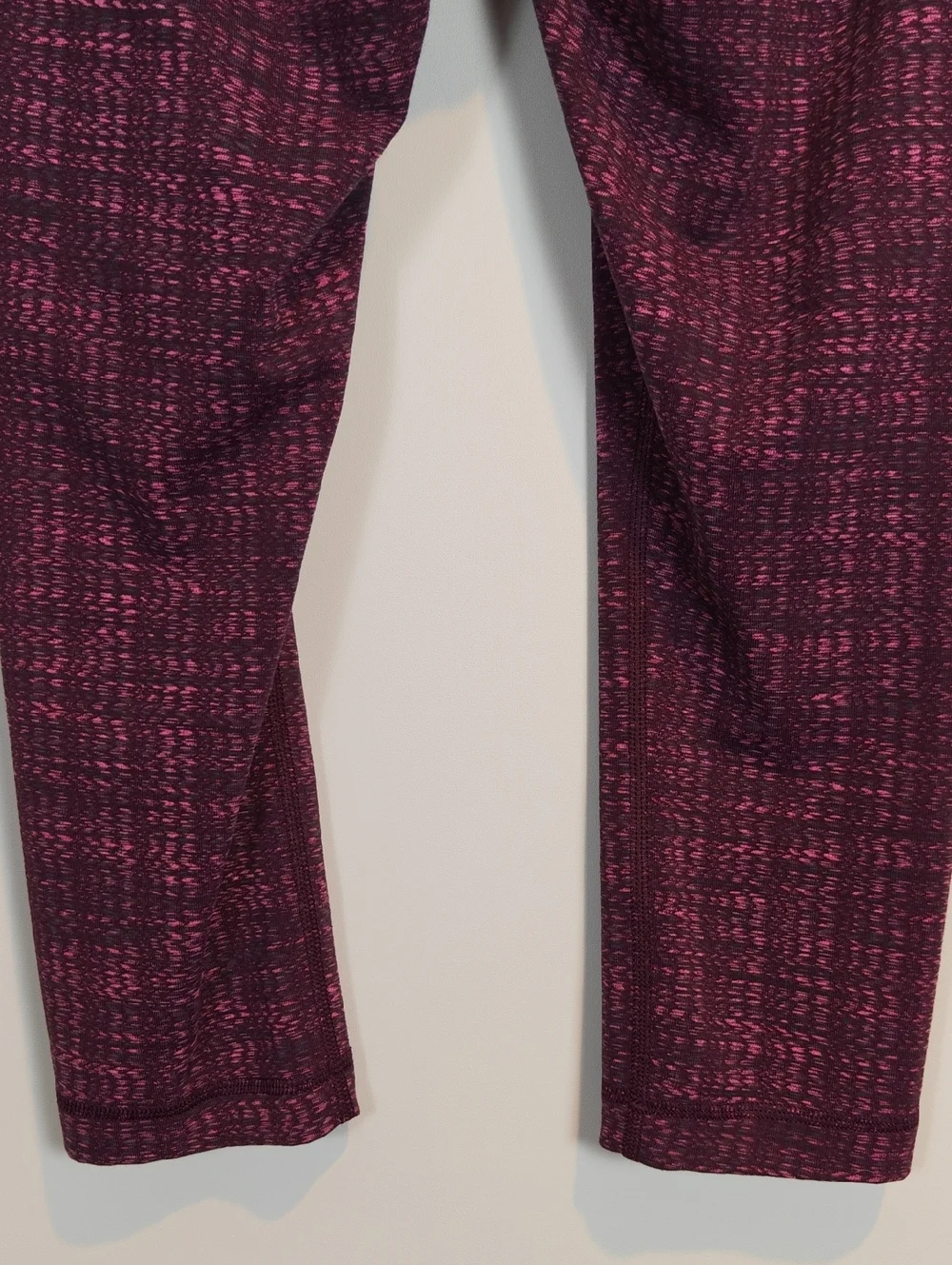 LULULEMON Wunder Under Crop Ziggy Wee August Glo / Raspberry Glo Light Size 4